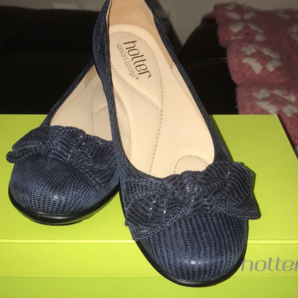 BRAND NEW hotter leather shoes!